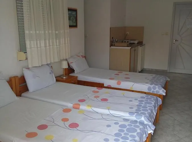 Petridis Hotel *